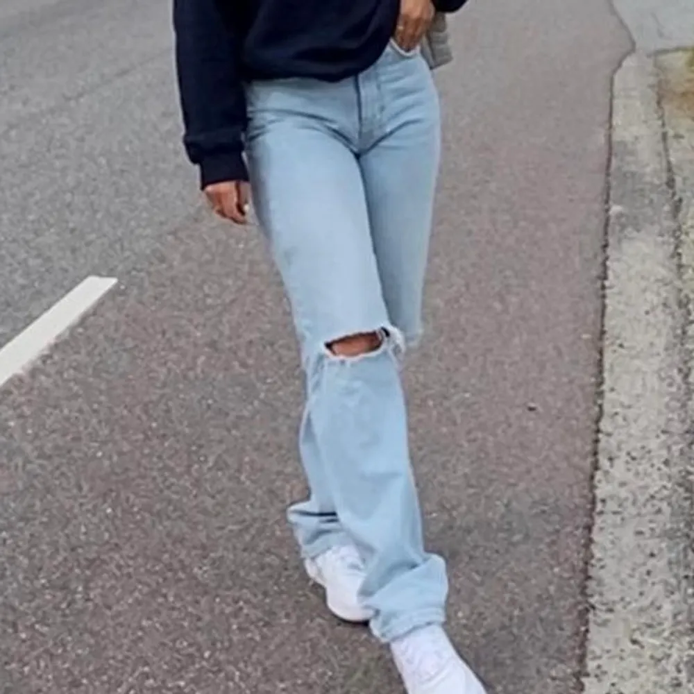 Så fina jeans från Gina tricot, 200kr i storlek 36!!. Jeans & Byxor.