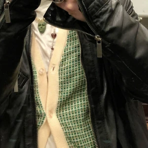 Coster copenhagen tröja!!  - intressekoll!! Tänkte sälja min suuuperfina Coster Copenhagen tröja då jag tyvärr inte använder den så mycket:/  jätteskön och sitter superbra, knappt använd:)  