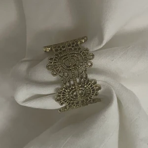 Guld ring! - Guldpläterad justerbar ring från pilgrim! 