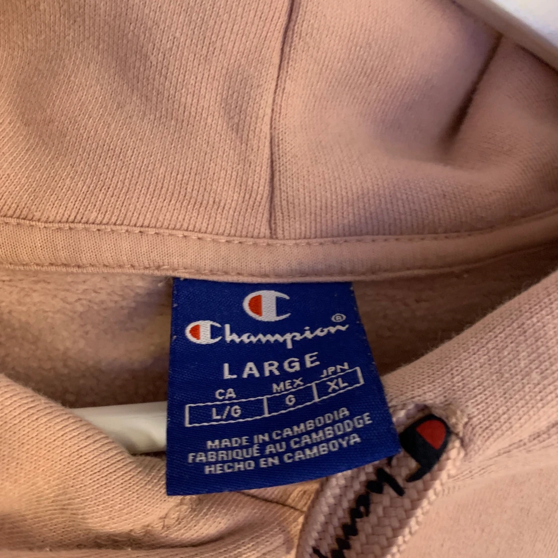 Champion hoodie  - 90