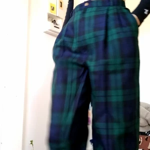 Snygga byxor - Fett coola, väldigt Dark Academia