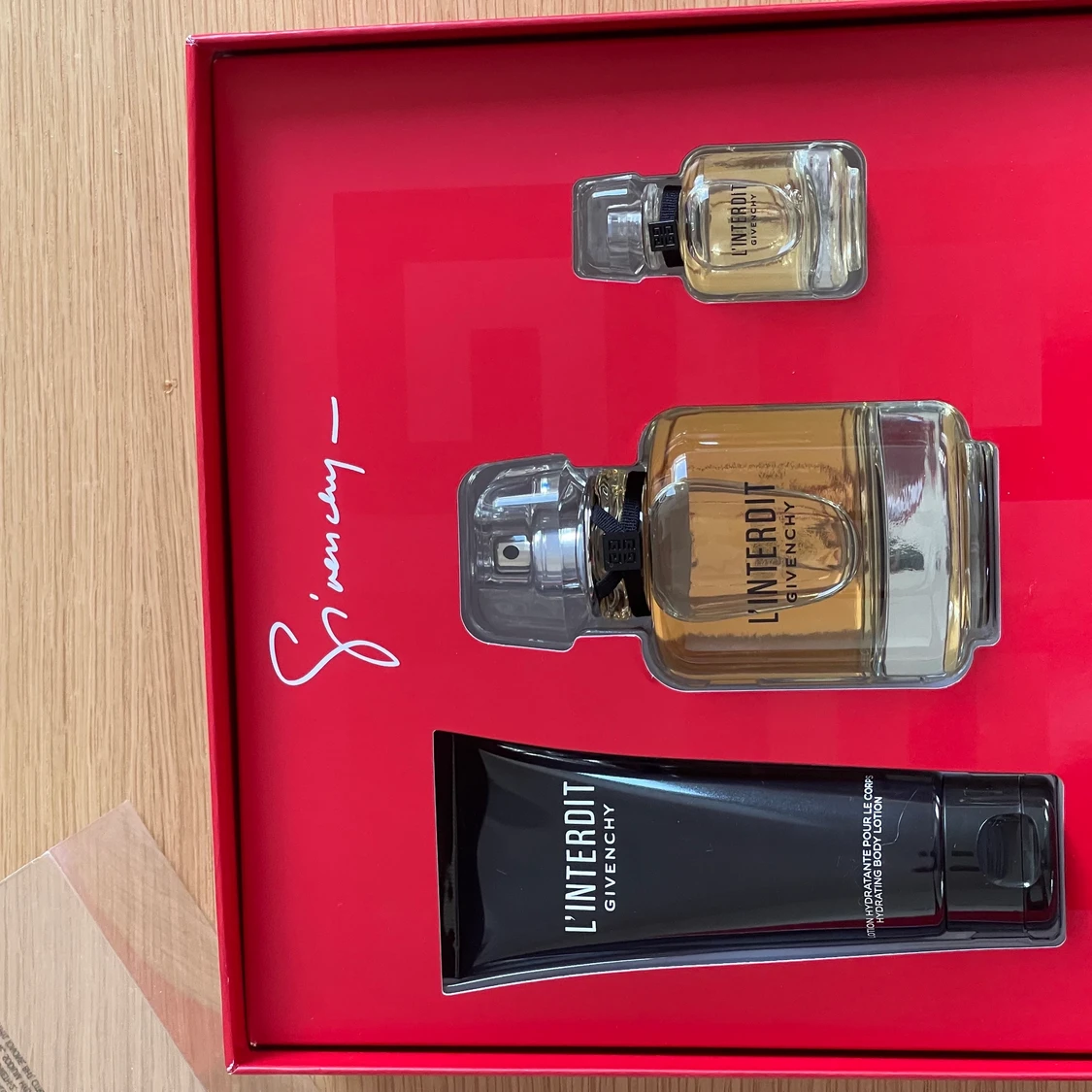 Givenchy  l’interdit giftset  - 90