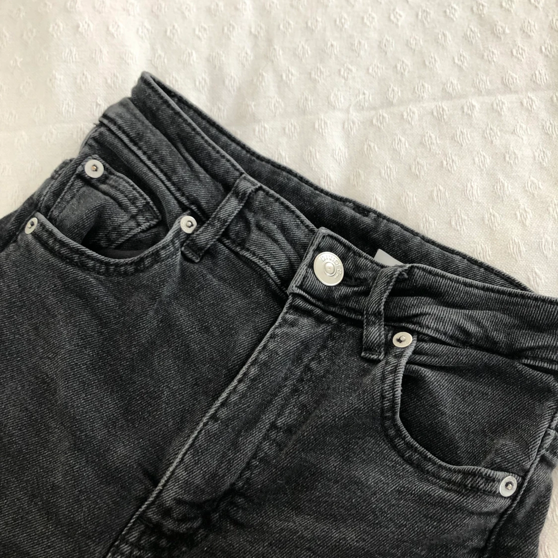 H&M jeans  - 90