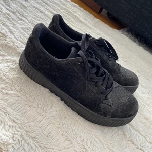 Creepers - Lite smutsiga men det går att få bort