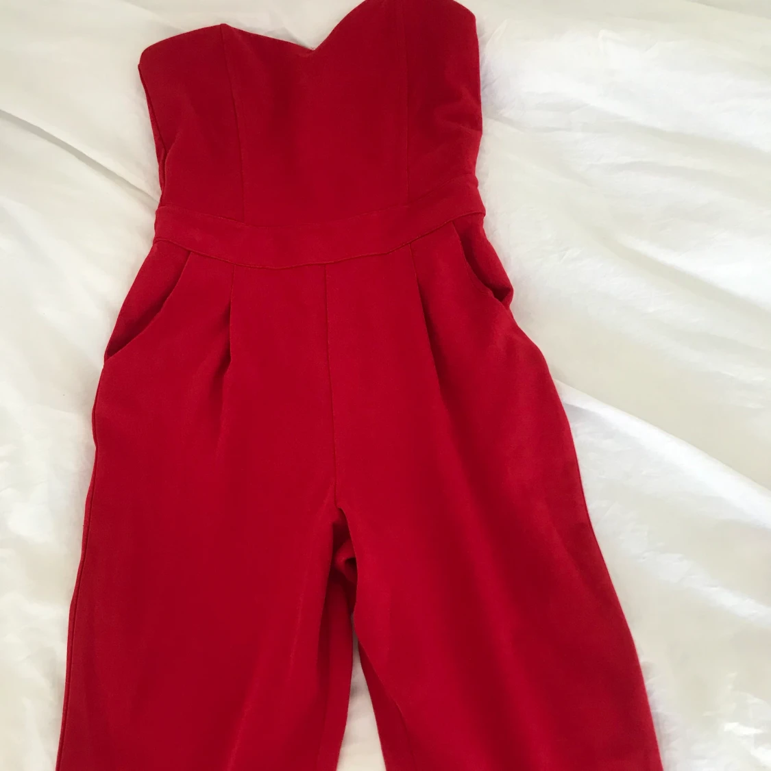 Röd jumpsuit