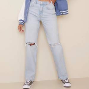 Jeans från Gina tricot storlek 34
