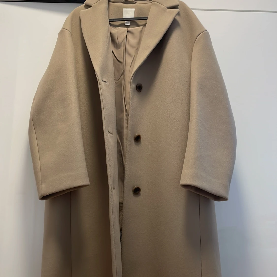 Beige long coat - 90