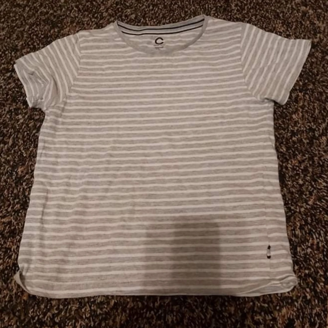 Fin t-shirt stl 122/128 frakt frakt 