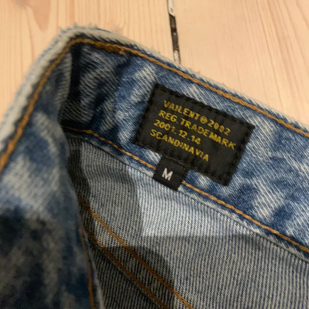 bra skick, jättesnygga baggy jeans, köptes second hand från UMA. Jeans & Byxor.