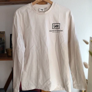LEE x hm - Snygg tröja från LEE x hm. Storlek S. Aldrig använd. 