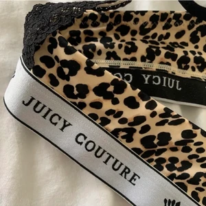 JUICY COUTURE BH  - En skit snygg juicy couture bh älskar den men den är ju tyvärr för liten. Storlek 34B men det motsvarar ungefär en 75B eventuellt lite mindre men inte större