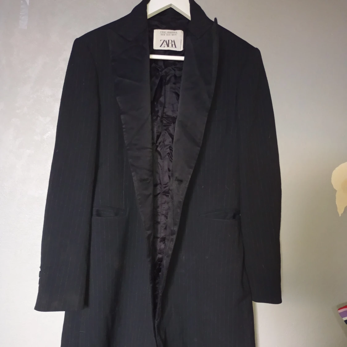 Svart kappa från Zara. FRI FRAKT! - 90