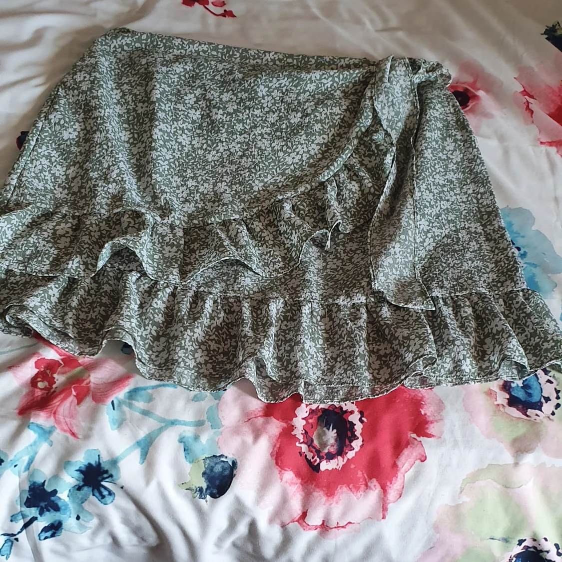 En söt geön omlott kjol - 91