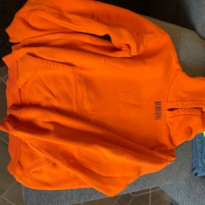 Cool hoodie  - Det hoodie från madlady. Skit snygg som oversize