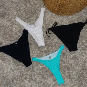 4 stycken bikini underdelar Alla är oanvända förutom den med knytningar i sidorna som jag använt kanske 2-3 gånger. Storlek xs-s. Allihop för 90kr