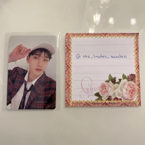 Bang Chan Christmas Evel pob - Har lagt upp denna pc för trade och försäljning på min instagram! All information finns där!  IG: leeminlixie 