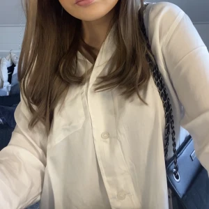 Skjorta  - Vit skjorta 