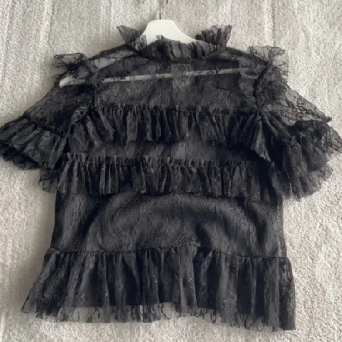 By malina topp  - 90