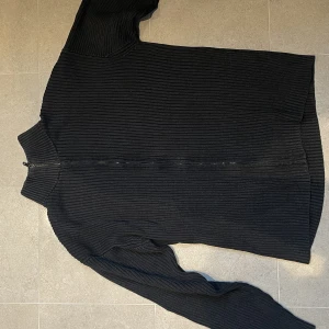 sweat  - långärmad stickad med zip