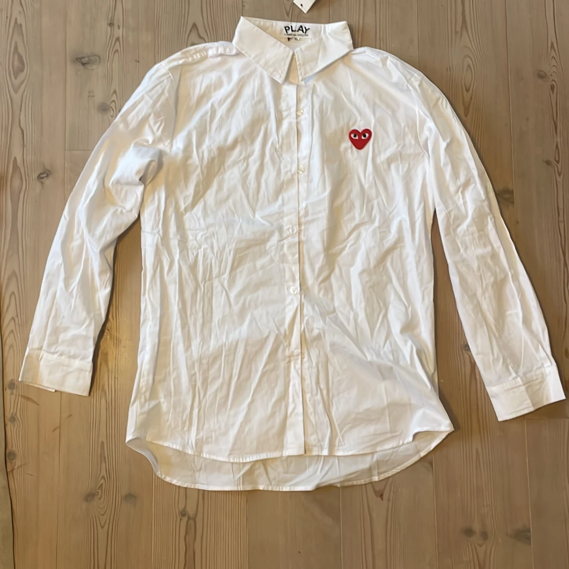 Cdg skjorta