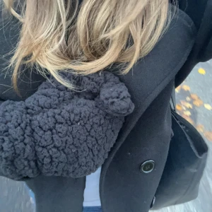 Kappa - Säljer min super fina kappa pågrund av att jag vill ha den i en annan färg typ 