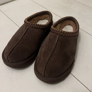 Säljer mina uggs  - Säljer mina uggs, helt nya råkade beställa fel storlek! 