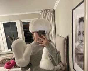 Pälsmössa  - Fint set från Newport