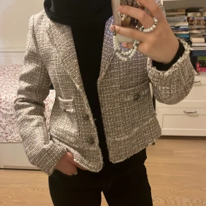 Rosa kavaj - Ny kondition Rosa, vit och glitter