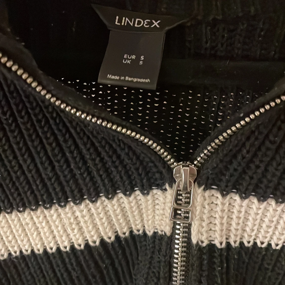 Stickad tröja  - 91