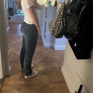 Levis jeans ”orange label” - Ett par marinblå skitsnygga jeans från Levi’s. 