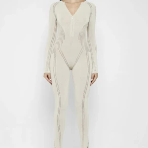 Maniere de voir knitted jumpsuit - Helt ny jumpsuit från märket Maniere de voir. Aldrig använd! Skickar fler bilder vid frågan.