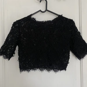 Spetstopp - Jättefin croppad spetstopp 