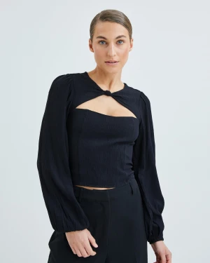 Svart topp från bikbok - Supersnygg svart topp från bikbok, aldrig använt