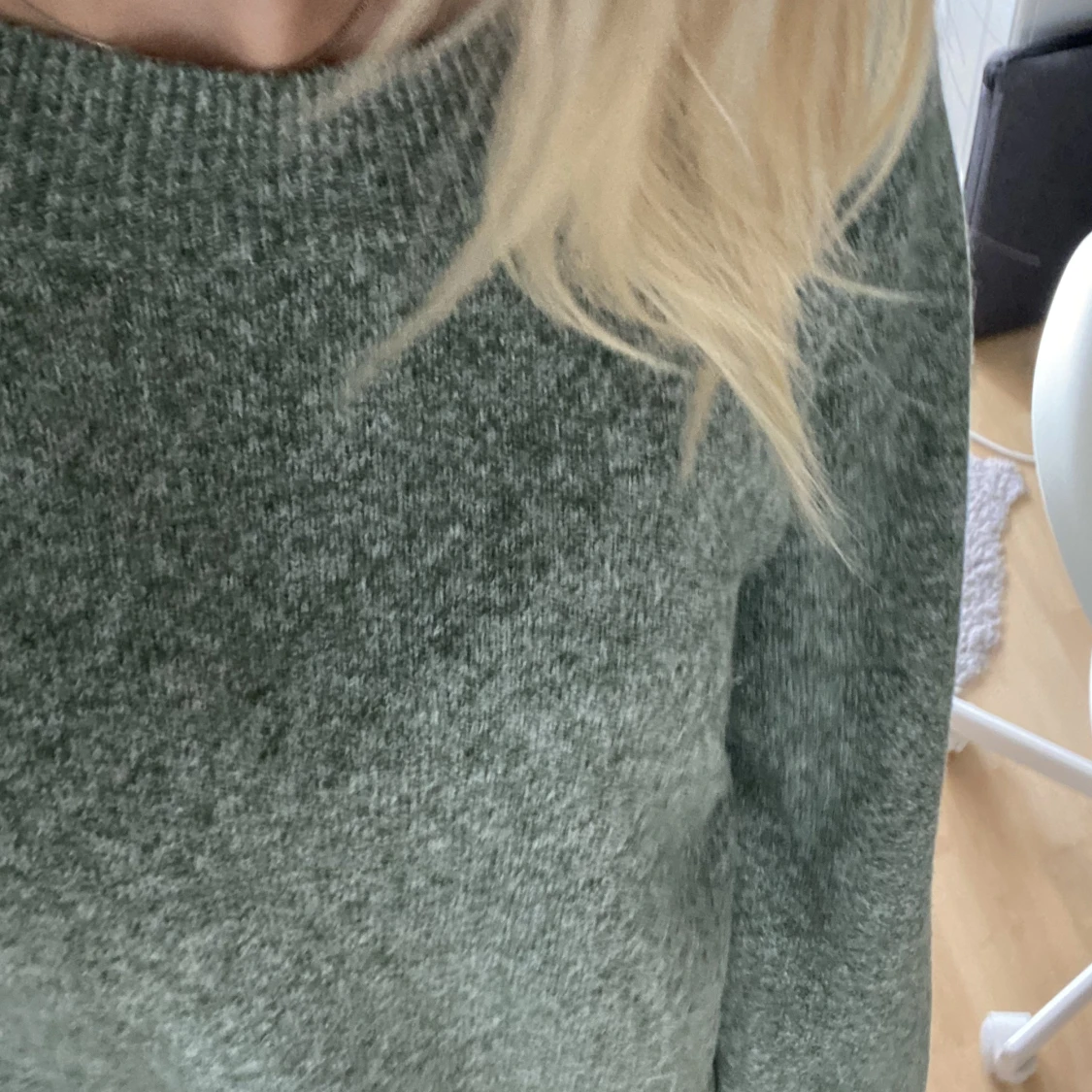 grön stickad tröja!  - 91