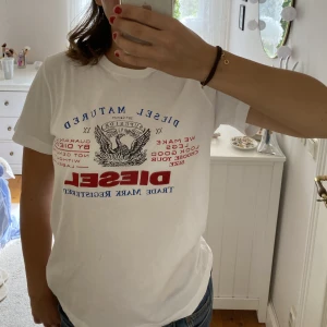 T-shirt från Diesel - Skit snygg t-shirt från Diesel!🔥Aldrig använd (bara på bilderna). 