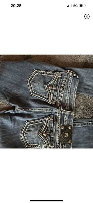 Lågmidjade miss me jeans - Miss me jeans. För korta för mig. Bilder från förra säljaren.