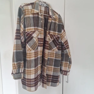 Flanell skjorta  - Väldigt bra skick och kvalite 