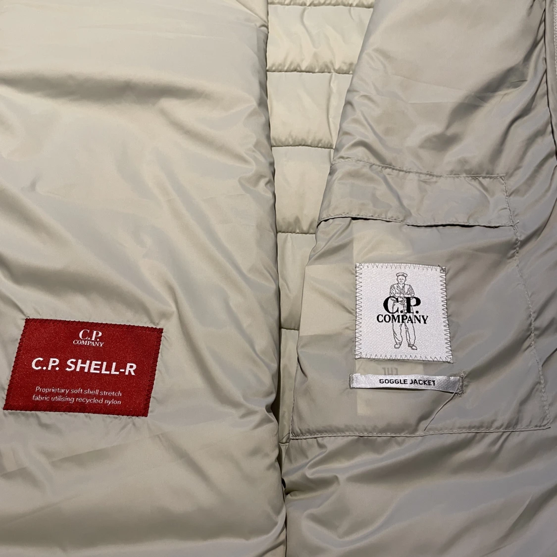 CP COMPANY väst  - 91