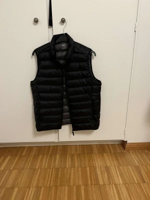 Uniqlo Light Vest - Använd endast 1 gång
