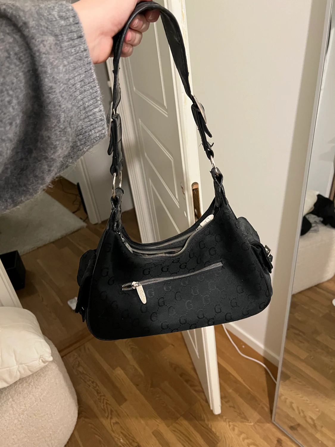 second hand väska  - 90