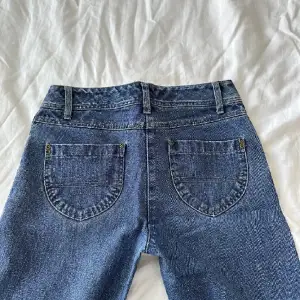 Snygga jeans vintage från denim of sasha. Skriv vid frågor💕
