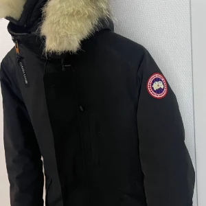 Canada goose MENS XS - Använd en vinter, bra skick!  Strl XS men som en S/M