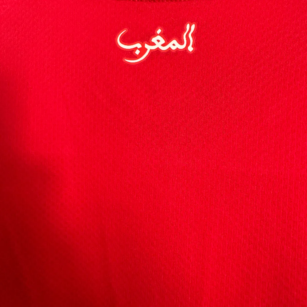 helt ny väldigt fin på, marockos fotbollströja . T-shirts.