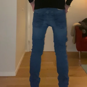 Replay jeans - Sälen mina 4 månader gammla replay jeans då dom inte passar längre  W29 L32