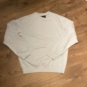 Hm hoodie - Hm hoodie Skick 10/10  Råka beställa fel färg 