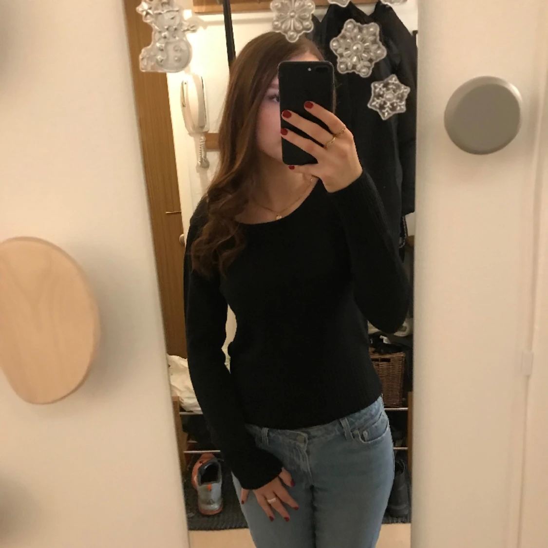 Svart stickad tröja