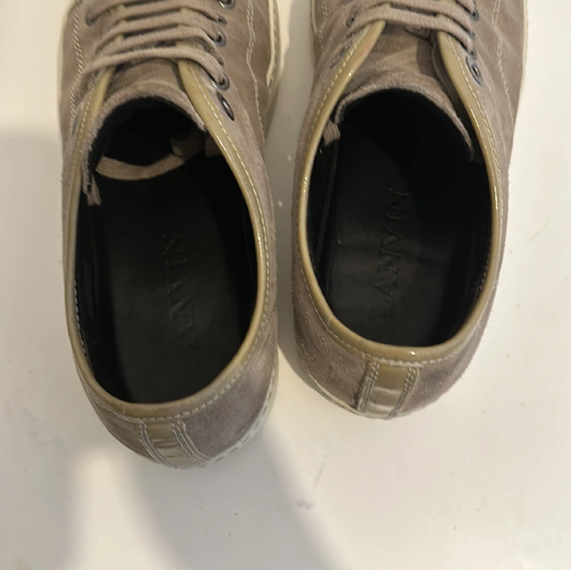 Lanvins billigare vid snabb affär  - 91