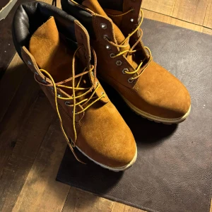 Helt oanvända Timberland stl 39 - Helt oanvända Timberland kängor i stl 39
