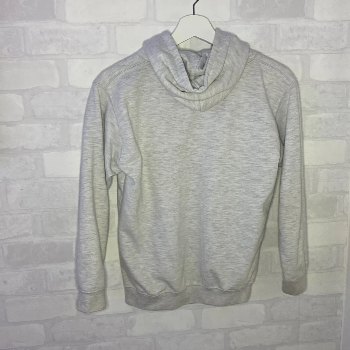 Grå/svart Billie Elish hoodie! - 91