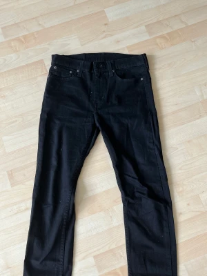 Jeans - Jeans från Levis! Storlek W29: L30. 